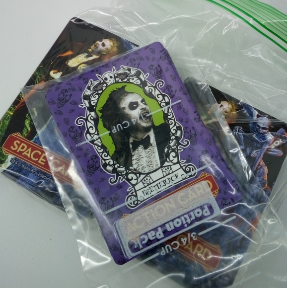 Beetlejuice Card Scramble Board Game 12+ Complete Halloween Theme Party Game - Picture 13 of 16